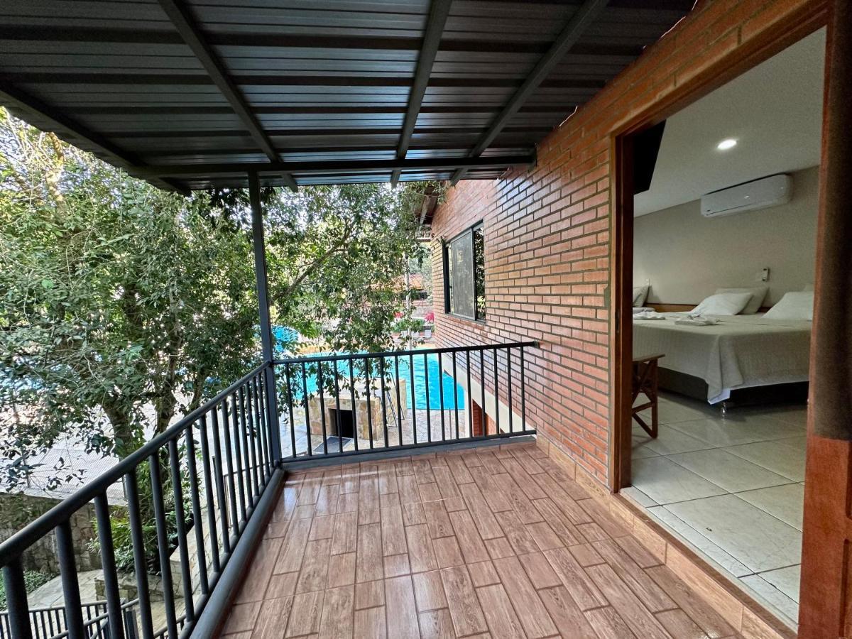 Parque Hotel Manantial Hohenau Bagian luar foto
