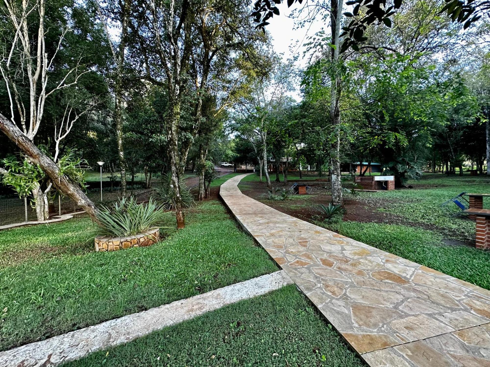 Parque Hotel Manantial Hohenau Bagian luar foto