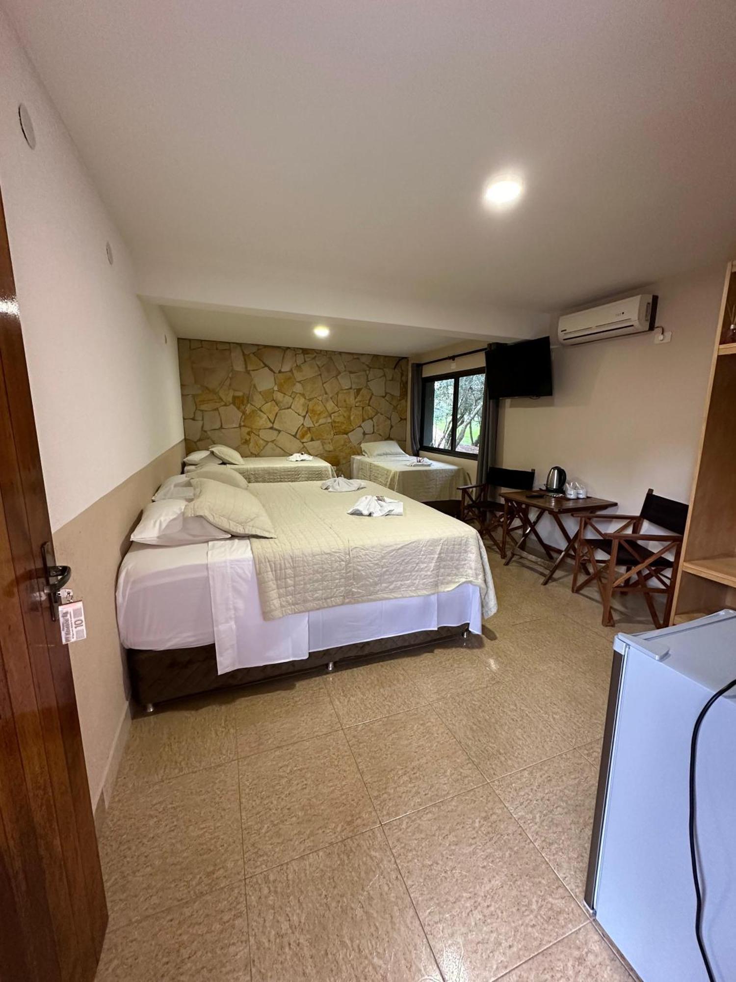 Parque Hotel Manantial Hohenau Bagian luar foto