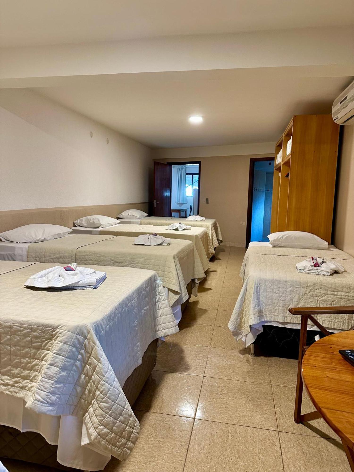 Parque Hotel Manantial Hohenau Bagian luar foto